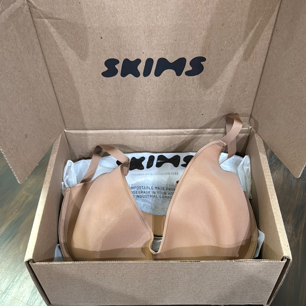 Skim Weightless Scoop Bra